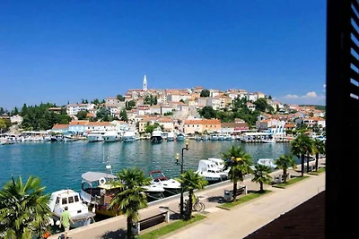 Apartment in Vrsar mit Zugang zum Strand