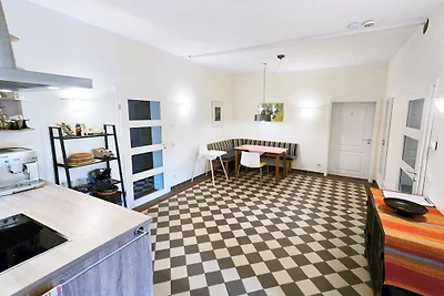 Apartamento vacacional en Pirna con piscina.