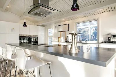 16 Personen Ferienhaus in Humble