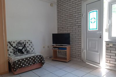 Schöne Wohnung in Okrug Gornji in der Nähe vo...