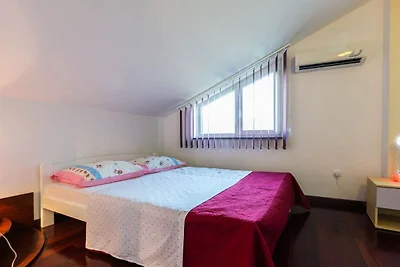 One Bedroom Apartment (owner Marasca)