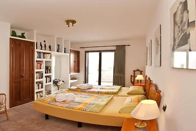 Holiday home with 2 bedrooms