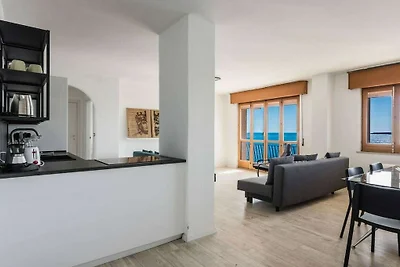 Una Finestra Su Cala Rossa - BK