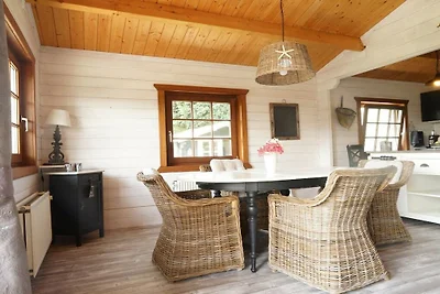 Holiday house in Ouddorp with Swimming Pool