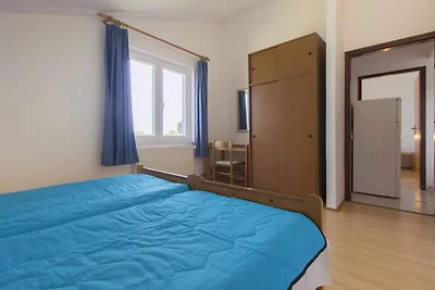 Einladendes Apartment am Meer in Dalmatien