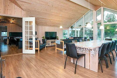 Luxury Family Retreat - By Traum...