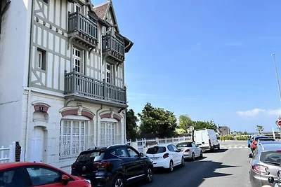 Villa a Deauville con Vista Mare