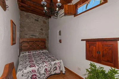 Ländliches Steinhaus mit privatem Pool