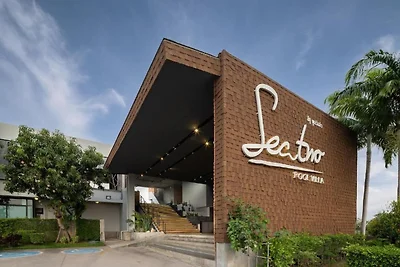 Elegante Deluxe-Poolvilla als Rückzugsort