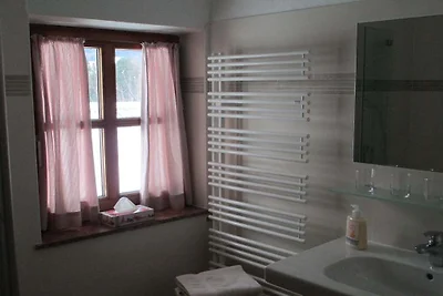 Ferienwohnung mit 2 Schlafzimmer