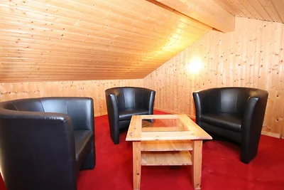 Ferienhaus mit viel Platz in Burhave