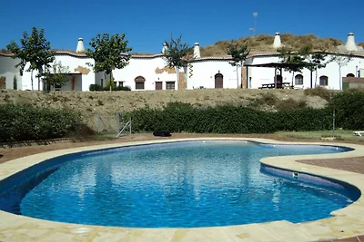 Höhlenhaus in Guadix mit Pool