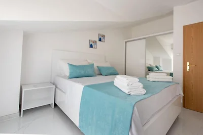 Villa Tomi - Studio With Sea View (5)