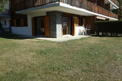 Angenehme Wohnung mit Terrasse in Hügeln