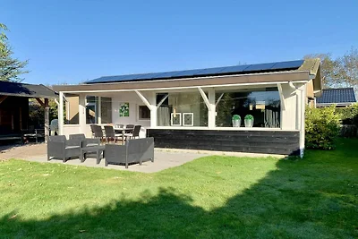 Toller Bungalow in der Nähe von Strand und...