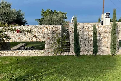 Villa accogliente a Patrasso con bagnoschiuma