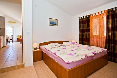 Charming and Sunny Hvar Apartments - Comfort ...