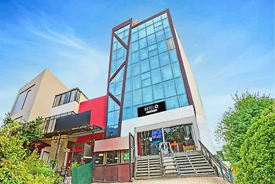 Super Hotel O Gurgaon Old Town