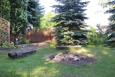 Casetta indipendente con ampio giardino, a 20...