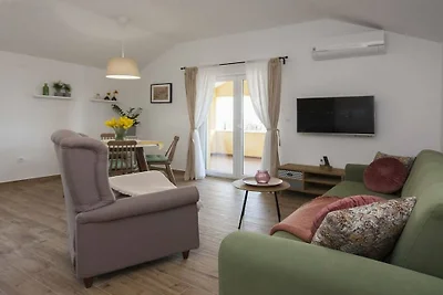 Apartments Tonia - Apartment Mala A1