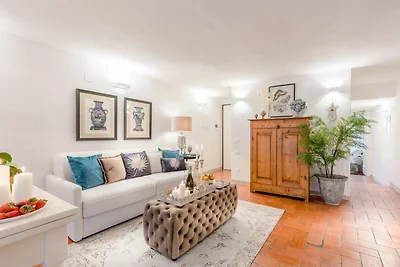 Appartement met uitzicht op het Lucca-plein