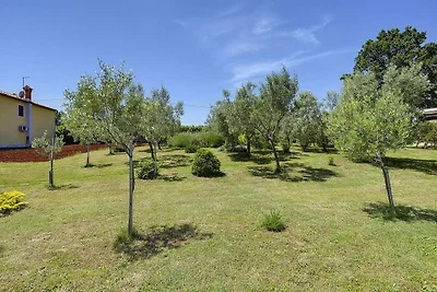Appartamento a Valtura con ampio giardino