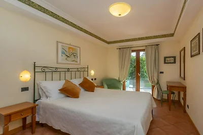 Ferienwohnung mit Golfblick für zwei Personen