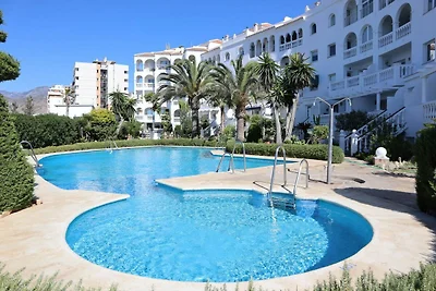 Wohnung in Nerja mit Meerblick & Pool