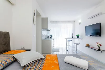 Apartment Lea - Studio Apartment