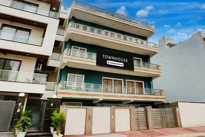 Hotel O Subhash Chowk