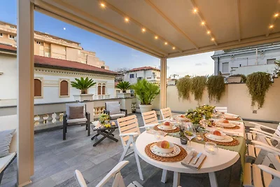 Wohnung in Viareggio mit Meerblick