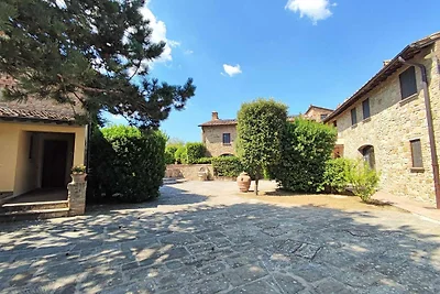 Ferienhaus in Gambassi Terme mit Whirlpool