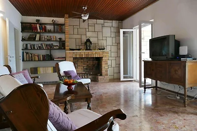 Beach House Nono - Four Bedroom Villa with Sw...