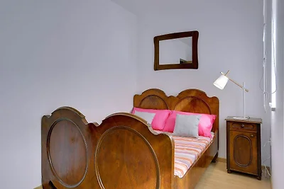 Schön eingerichtete Wohnung mit privatem Pool