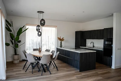 Villa con giardino e molo vicino a Harderwijk