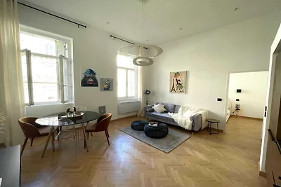 Apt Mezzanine 2BDR/4P – Notre Dame/Vieux-Port