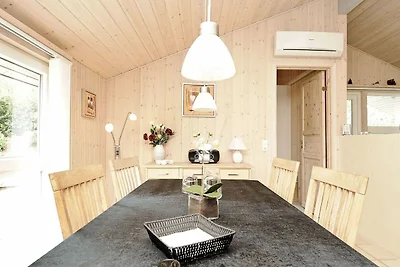 6 Personen Ferienhaus in Oksbøl-By Traum
