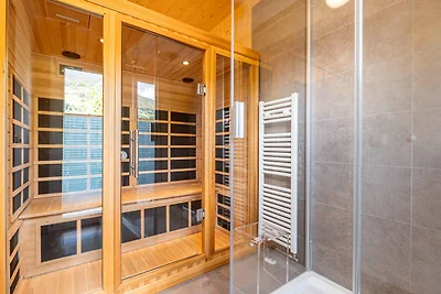 Schönes Chalet mit Whirlpool