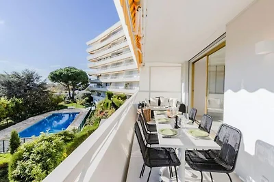 Appartement in Cannes met uitzicht op het zwe...