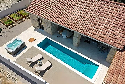 Casa vacanze a Pridraga con piscina privata