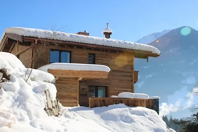 Chalet in Neukirchen bij Skilift
