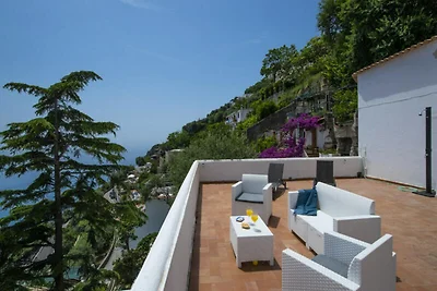 Villa a Praiano con terrazza vista mare