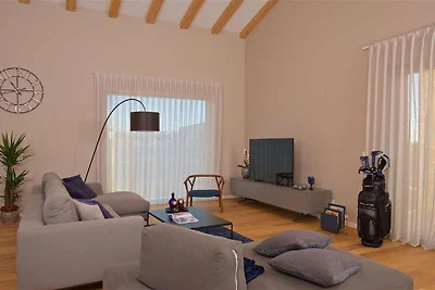 Verlockendes Ferienhaus in Brtonigla mit...