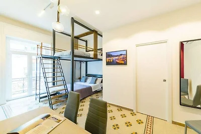 Appartement in Napels met balkon