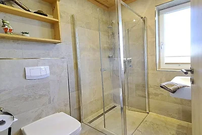 Ferienhaus in Altefähr mit Schwimmbecken