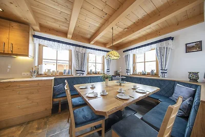 Deluxe chalet met pool in Königsliten