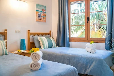 Charming sea view apartment in Alcudia