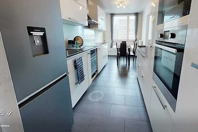 Privékamer in een gedeeld appartement – Lyon...