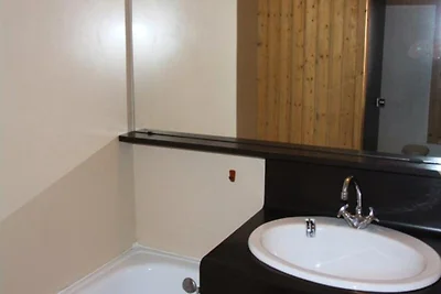 2-Zimmer-Hütte für 4 Personen mit Balkon