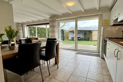 Freistehendes Ferienhaus mit Garten